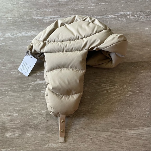 Size S/M NWT Lululemon Wunder Puff Trapper Hat - Trench - Picture 3 of 7